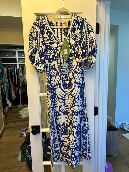 FARM Rio Blue and White Botanical Cutout Maxi Dress NWT Size Small - Picture 10 of 12